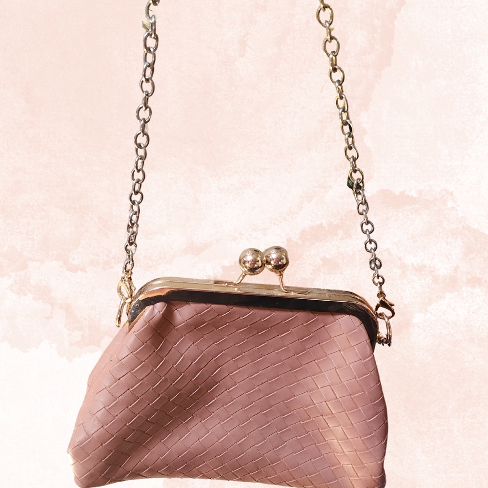 Elegant Pink Woven Chain Bag